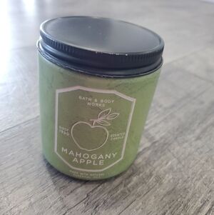 Bath And Body Works Mahogany Apple